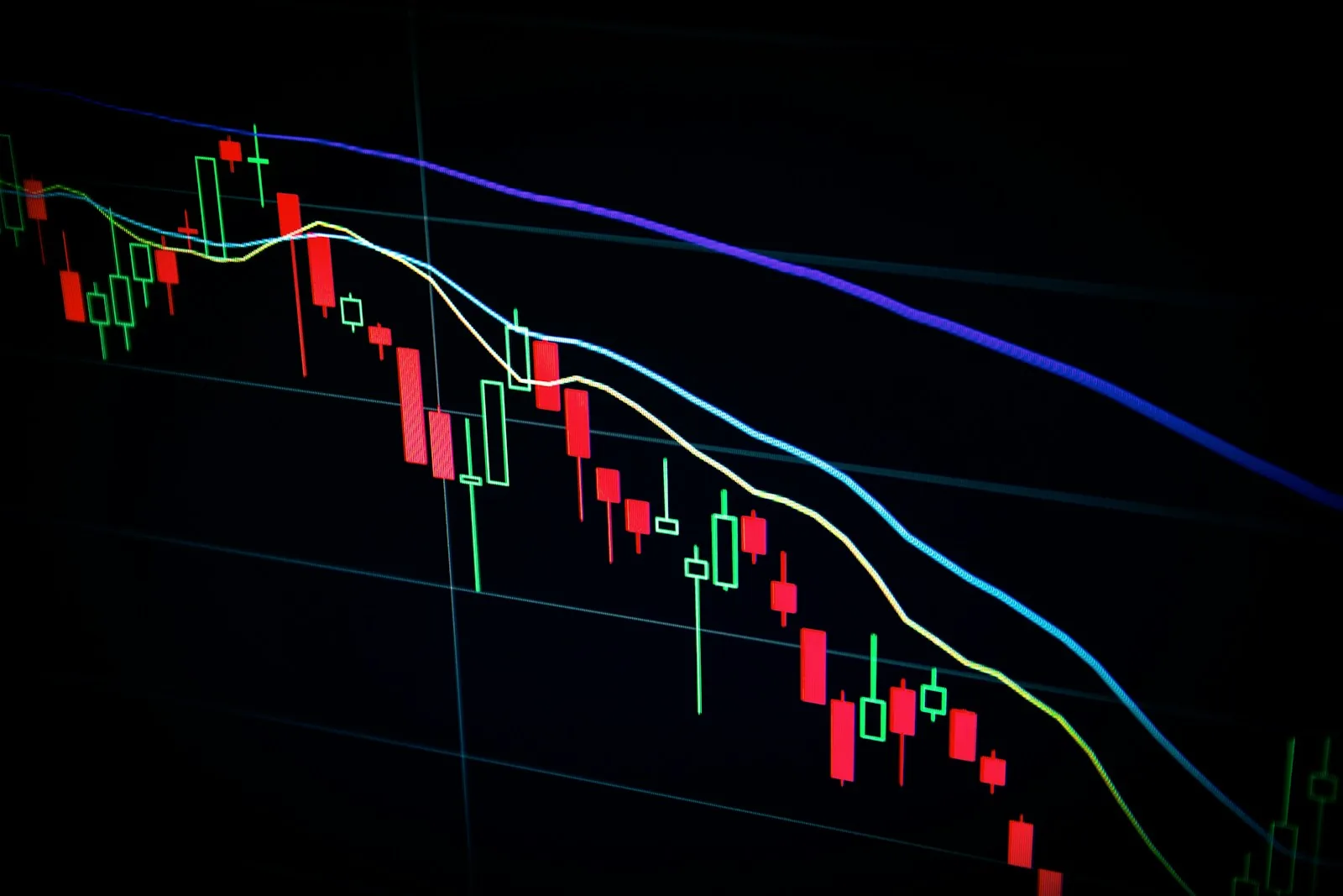 A BM&amp;F Bovespa oferece 62 cursos online sobre finanças e investimentos