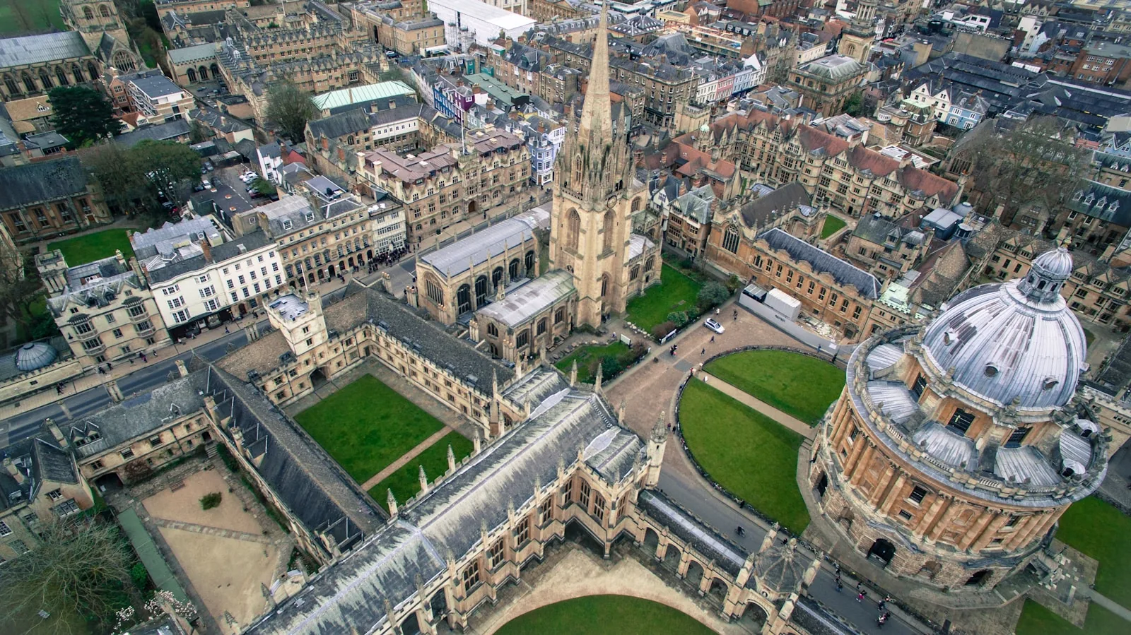 Universidade de Oxford está oferecendo cursos gratuitos em cibersegurança