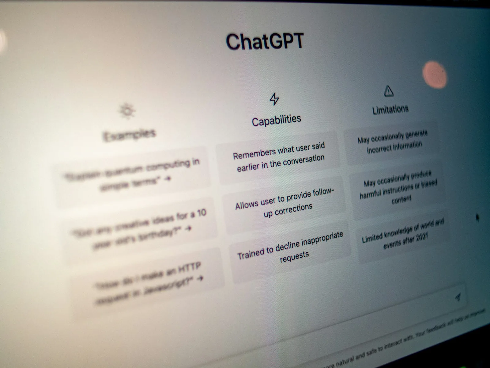 OpenAI lança plataforma gratuita de educação em inteligência artificial