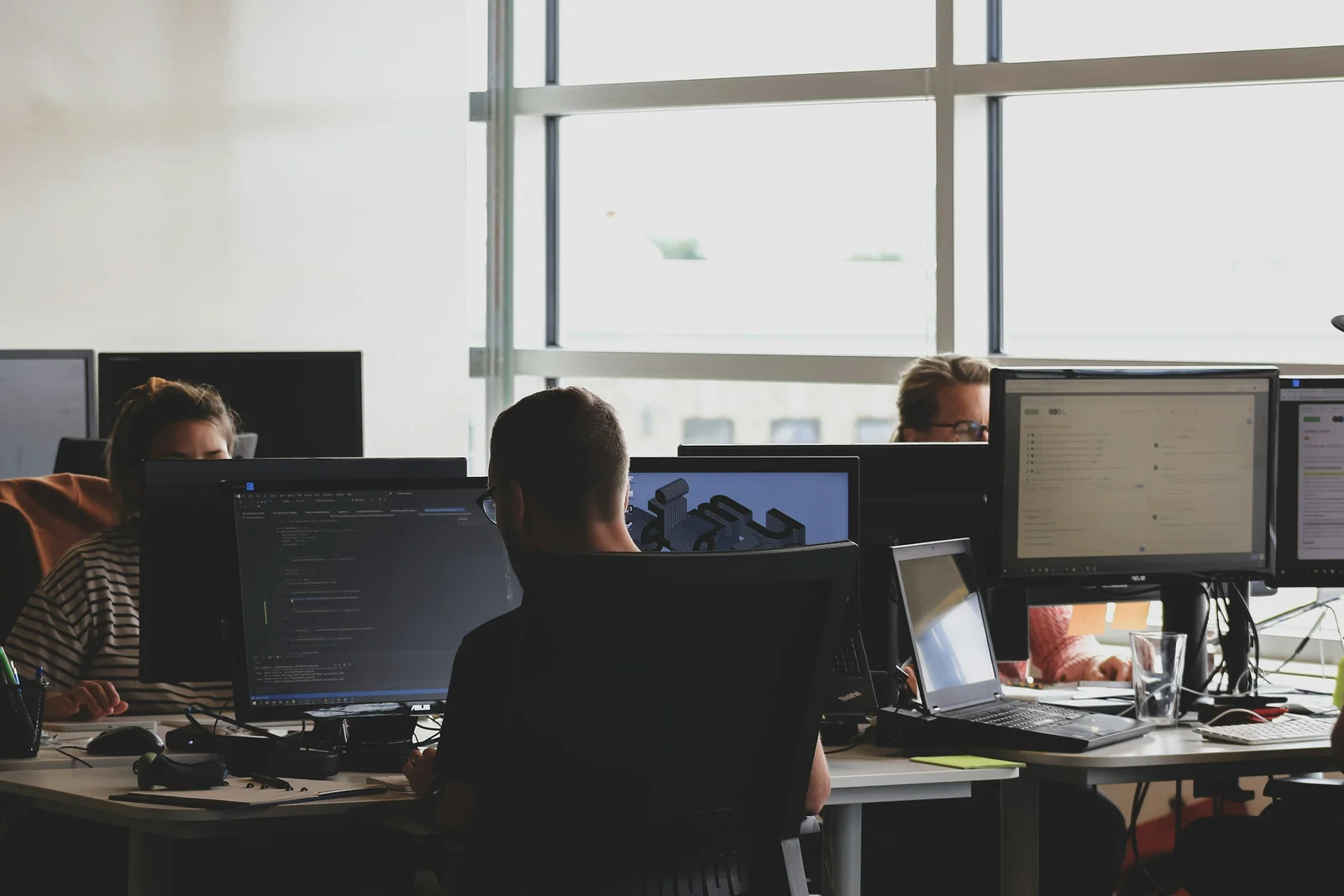 Escola do Trabalhador 4.0 do MTE oferece cursos gratuitos online em parceria com a Microsoft