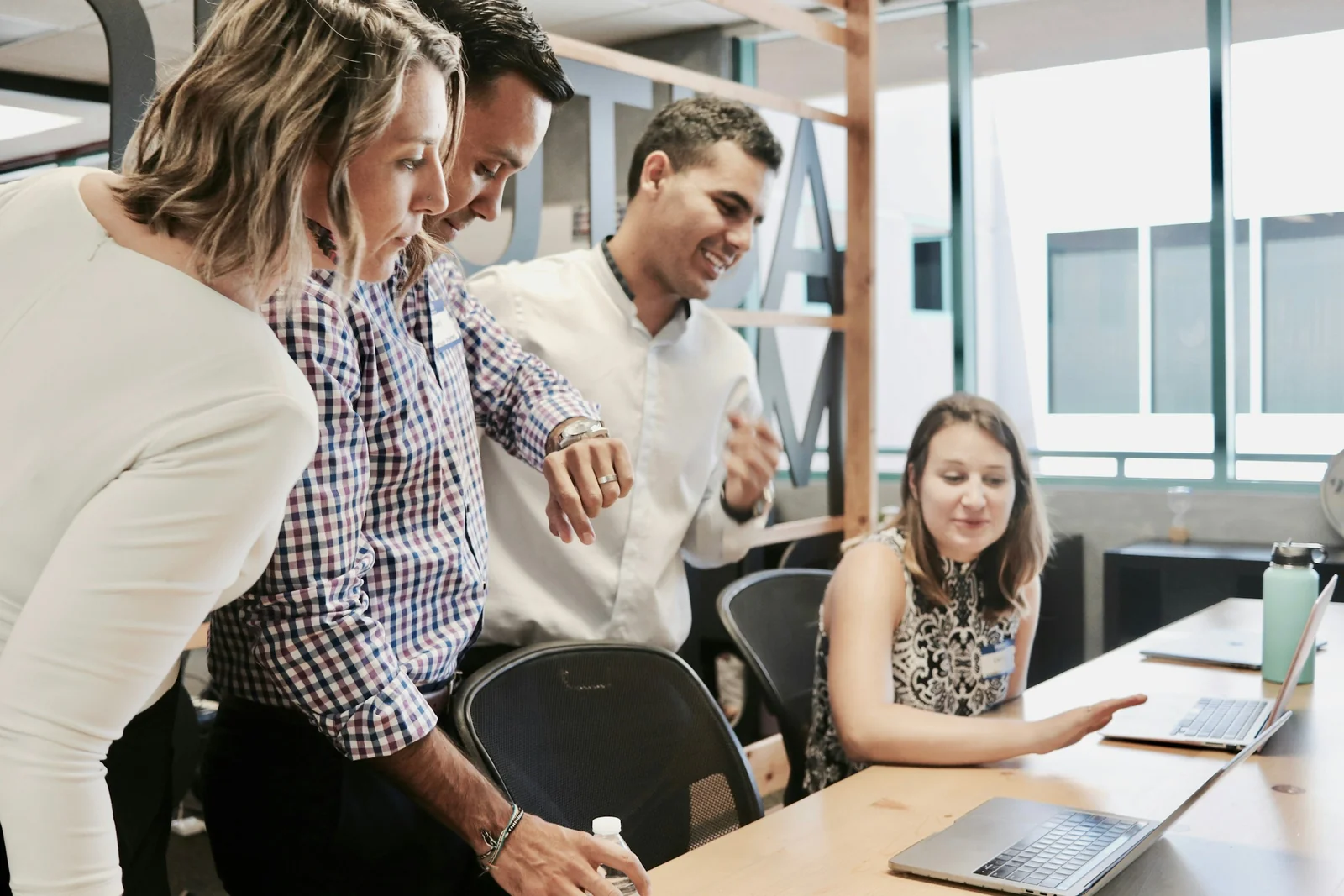 LinkedIn aponta engenheiro de IA e técnico de enfermagem como profissões em alta no Brasil em 2026