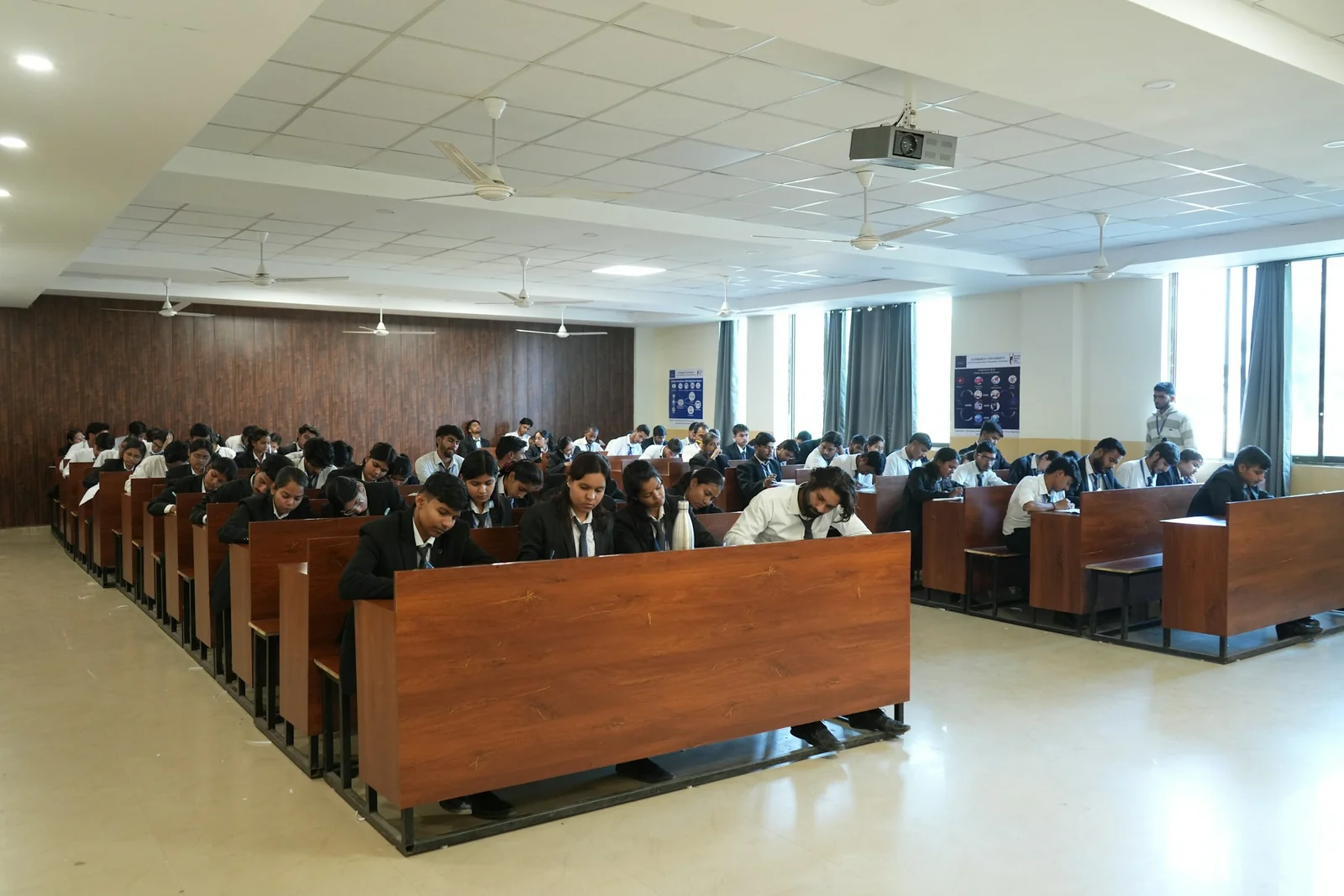UEL aplica provas do Vestibular 2027 em 18 e 19 de outubro, com Medicina a 147 candidatos por vaga